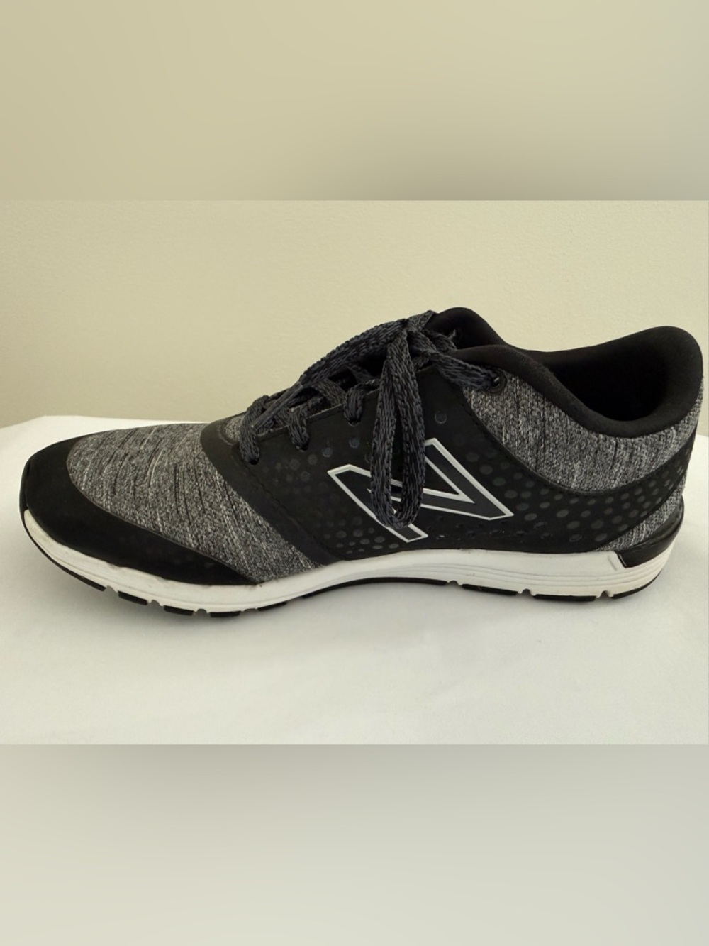 New Balance 577 Women’s Comfortable Black/Gray Walking & Running Shoes - Picture 5 of 13